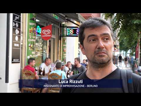 Luca Rizzuti Insegnante di improvvisazione teatrale in italiano a Berlino con Berlino Italia Improv